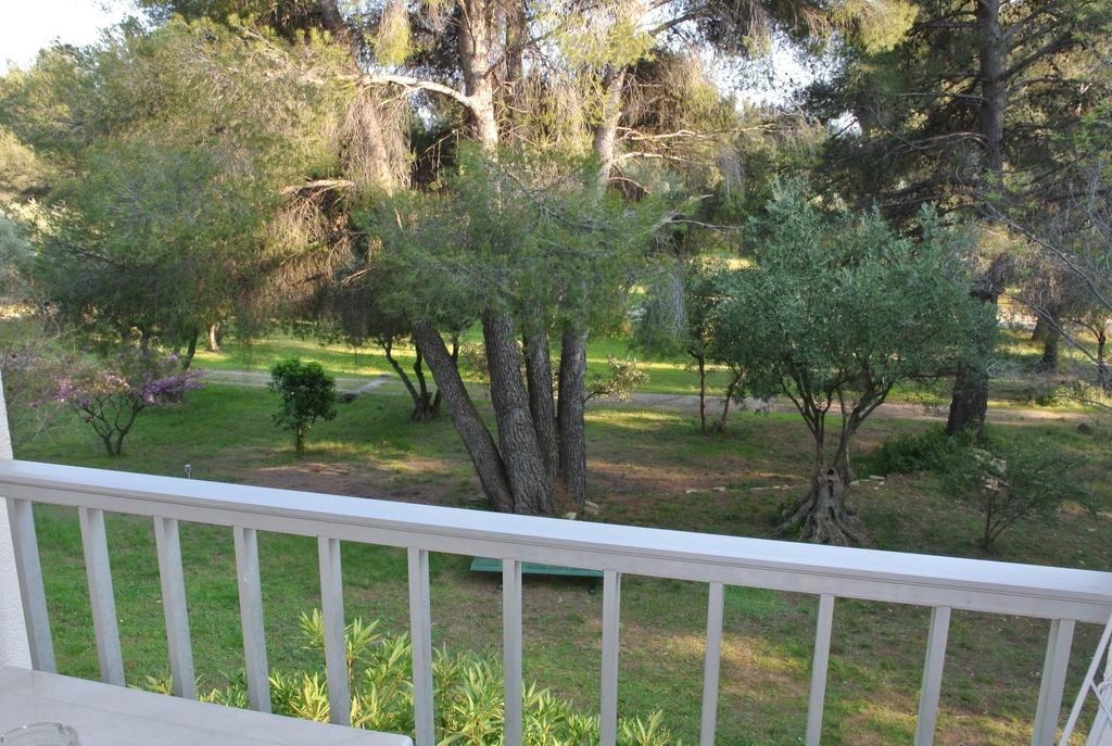 Le Domaine Des Oliviers Apartment Saint-Cyr-sur-Mer Room photo