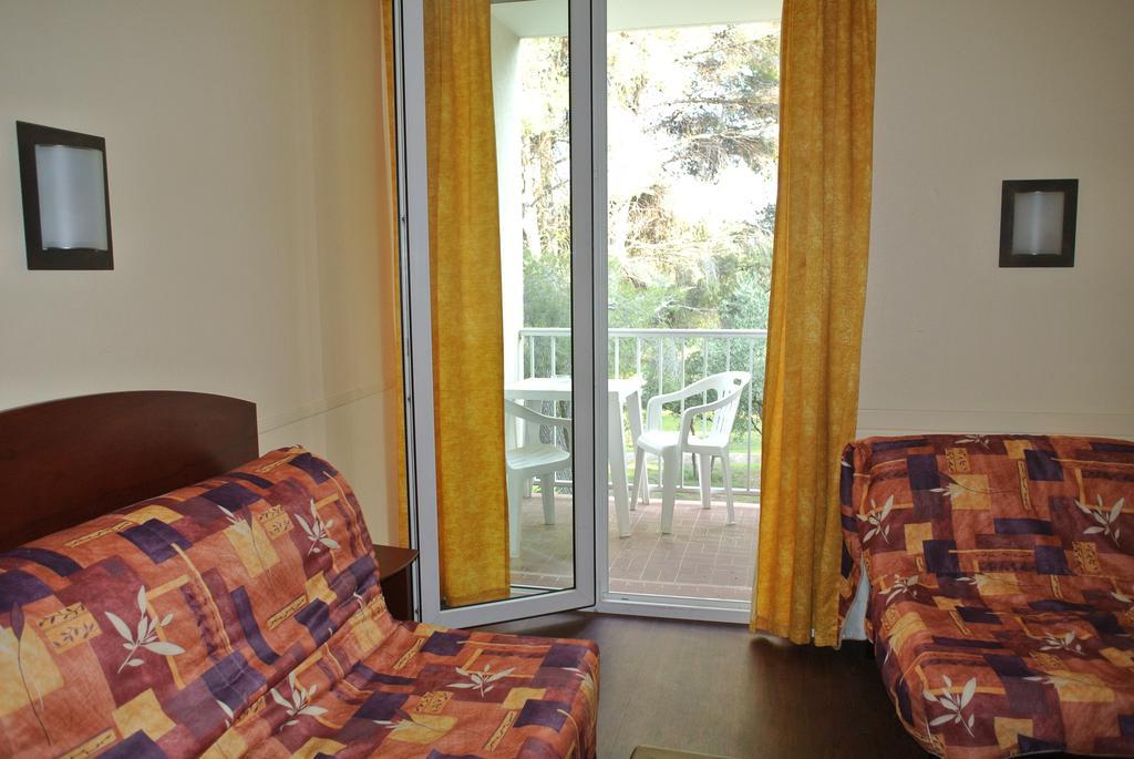 Le Domaine Des Oliviers Apartment Saint-Cyr-sur-Mer Room photo